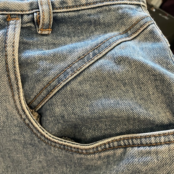 🔥 bill blass Vintage High Waisted Mom Shorts - Picture 4 of 10